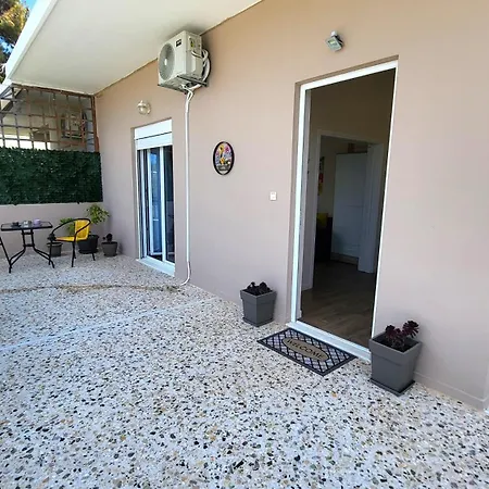 Holiday home Mini-villa Park Near The *