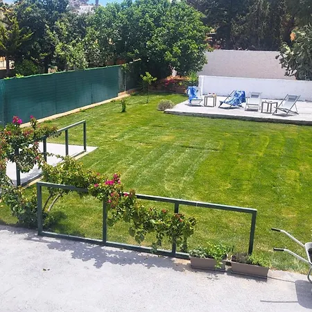 Holiday home Mini-villa Park Near The