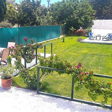 Mini-villa Park Near The Holiday home *